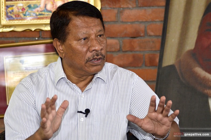 देउवाले भद्रगोल बनाएको कांग्रेसलाई बलियो बनाउन सभापतिमा उठ्छु : प्रकाशमान सिंह